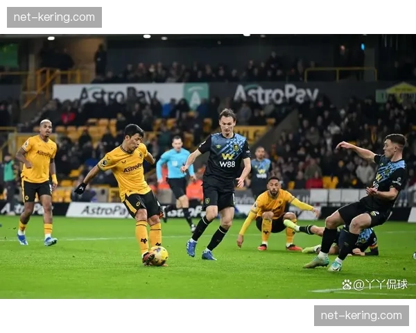 伯恩利狼队降级概率分析 两队需在直接对话中全力争胜